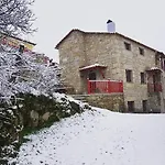 Casas Da Ribeira Εξοχικό σπίτι *