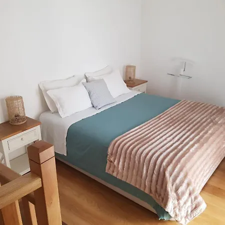 Casas Da Ribeira Seia