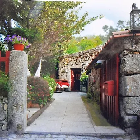 Country house Casas Da Ribeira *