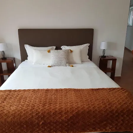 Casas Da Ribeira Country house *