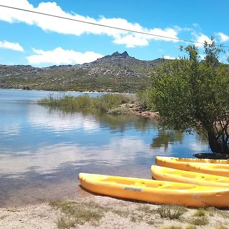 Casas Da Ribeira * Seia