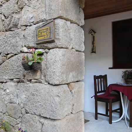 Casas Da Ribeira - Serra Da Estrela