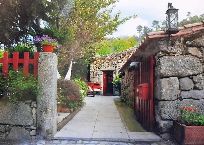 Casa de Campo Casas Da Ribeira *