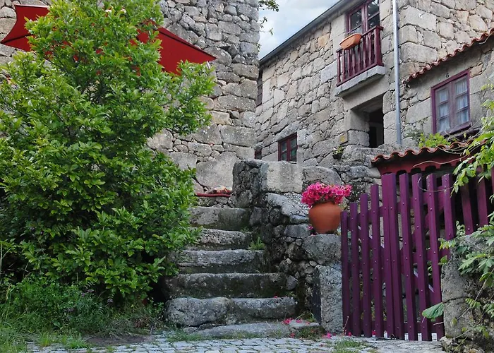 Casa de Campo Casas Da Ribeira *