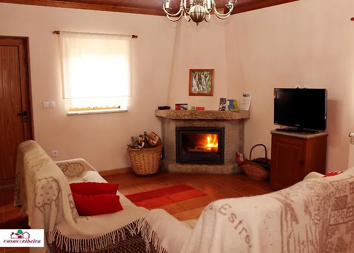 Casa de Campo Casas Da Ribeira *