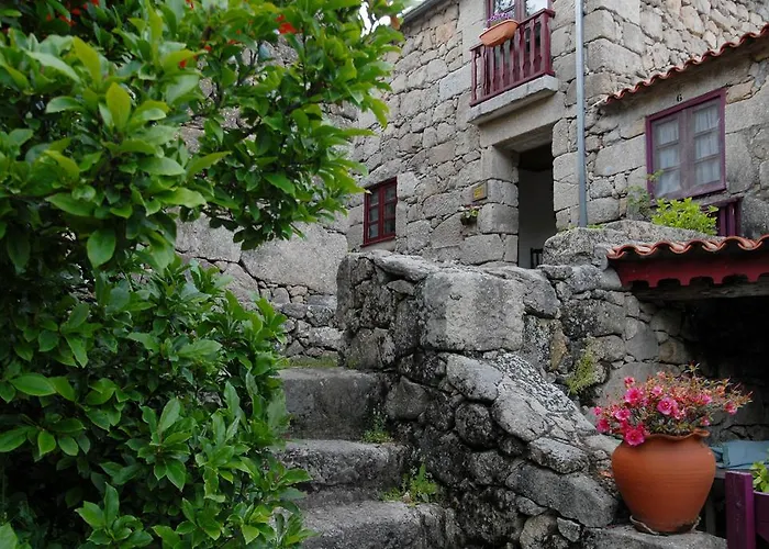 Casa de Campo Casas Da Ribeira *