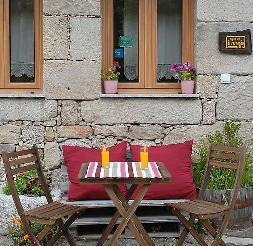 Casa de Campo Casas Da Ribeira *